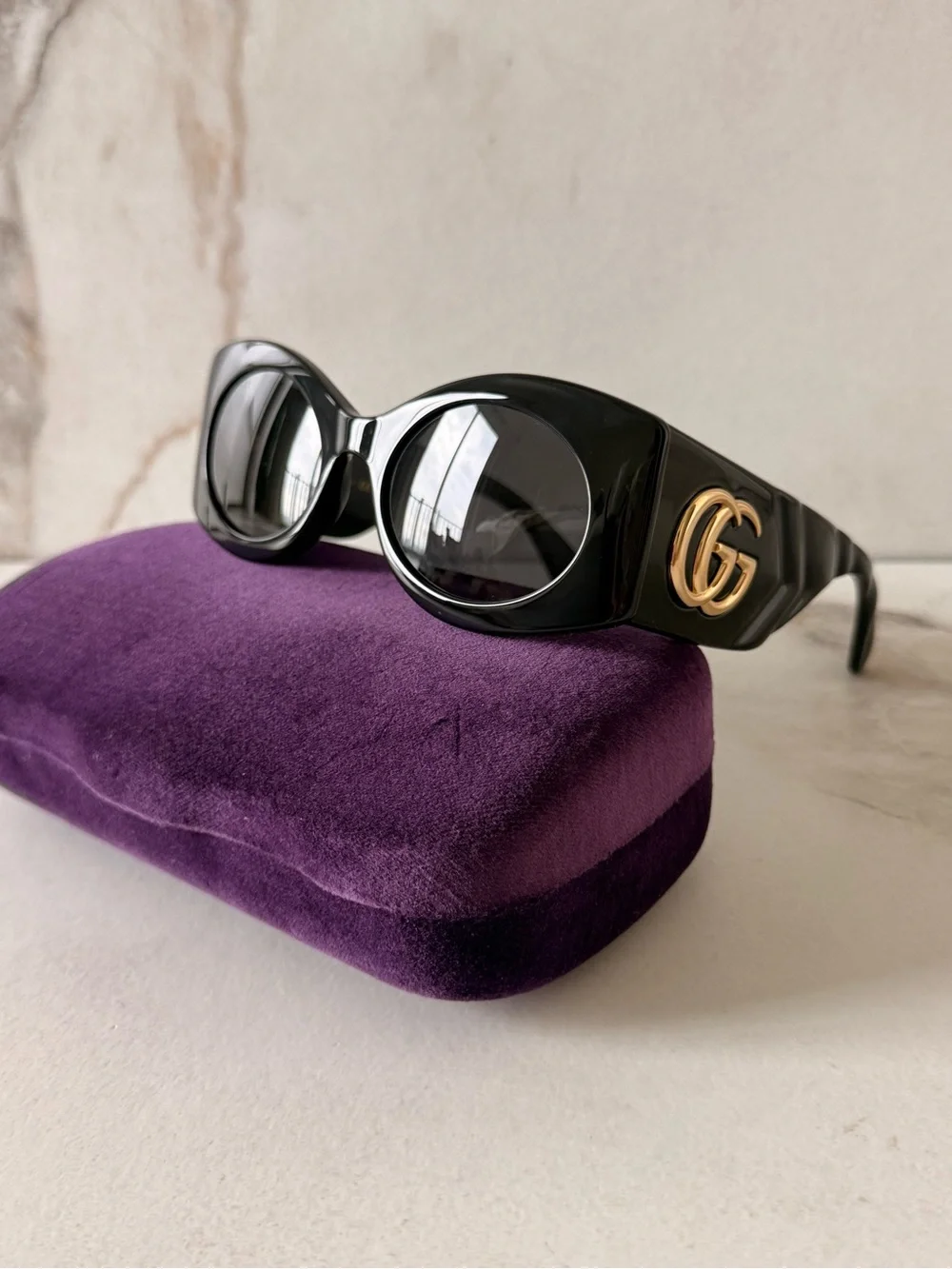 Gucci Women’s black Gradient Shield Sunglasses